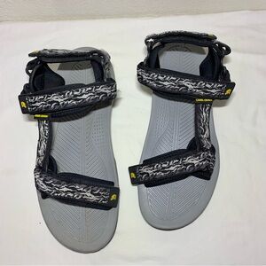 Camel crown sandal, 10